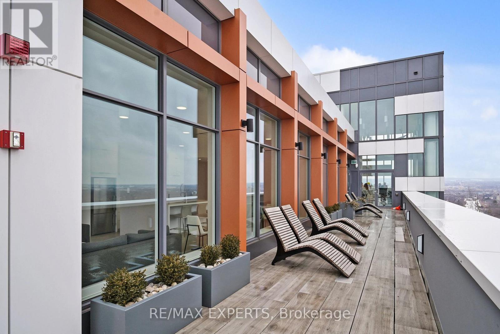 1007 - 500 Brock Avenue, Burlington, Ontario  L7S 0A5 - Photo 45 - W12811514