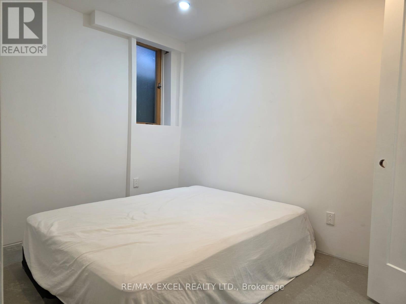 Basement - 46 Bartonville Avenue W, Toronto, Ontario  M6M 2B5 - Photo 14 - W12811520