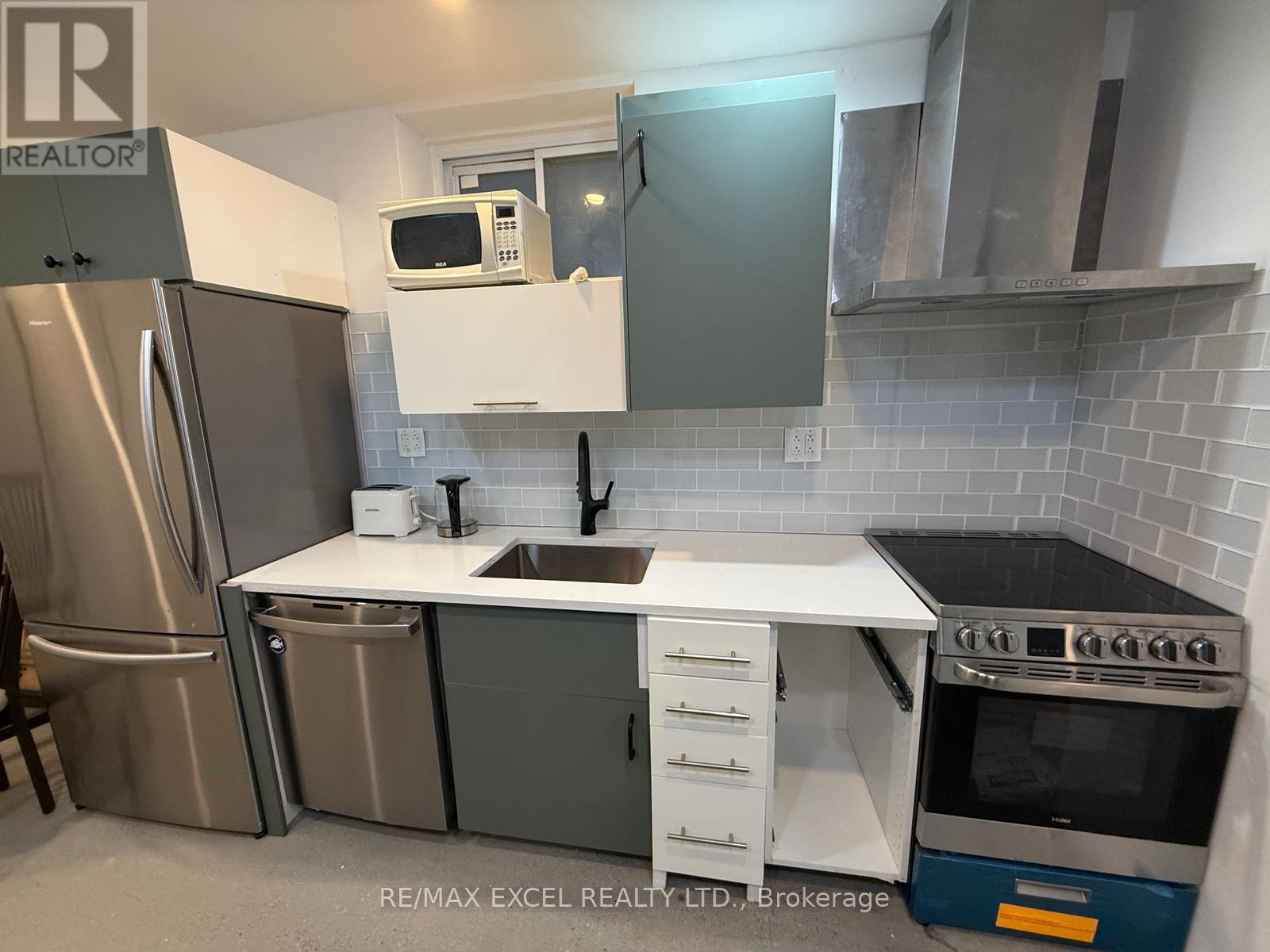 Basement - 46 Bartonville Avenue W, Toronto, Ontario  M6M 2B5 - Photo 7 - W12811520