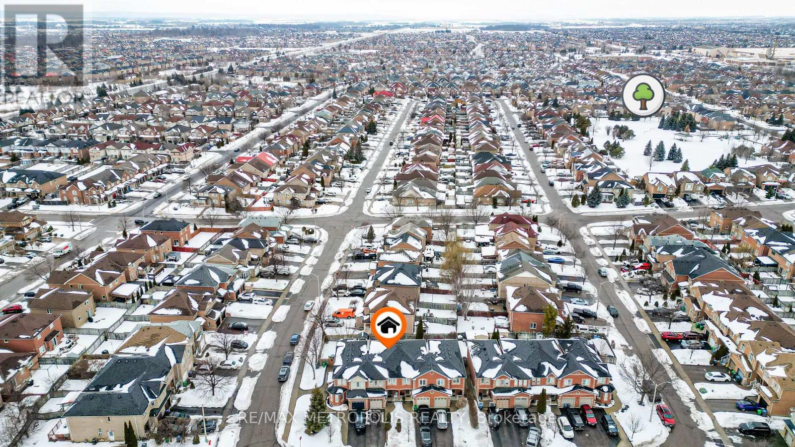 30 Todmorden Drive, Brampton, Ontario  L7A 1M6 - Photo 5 - W12811538