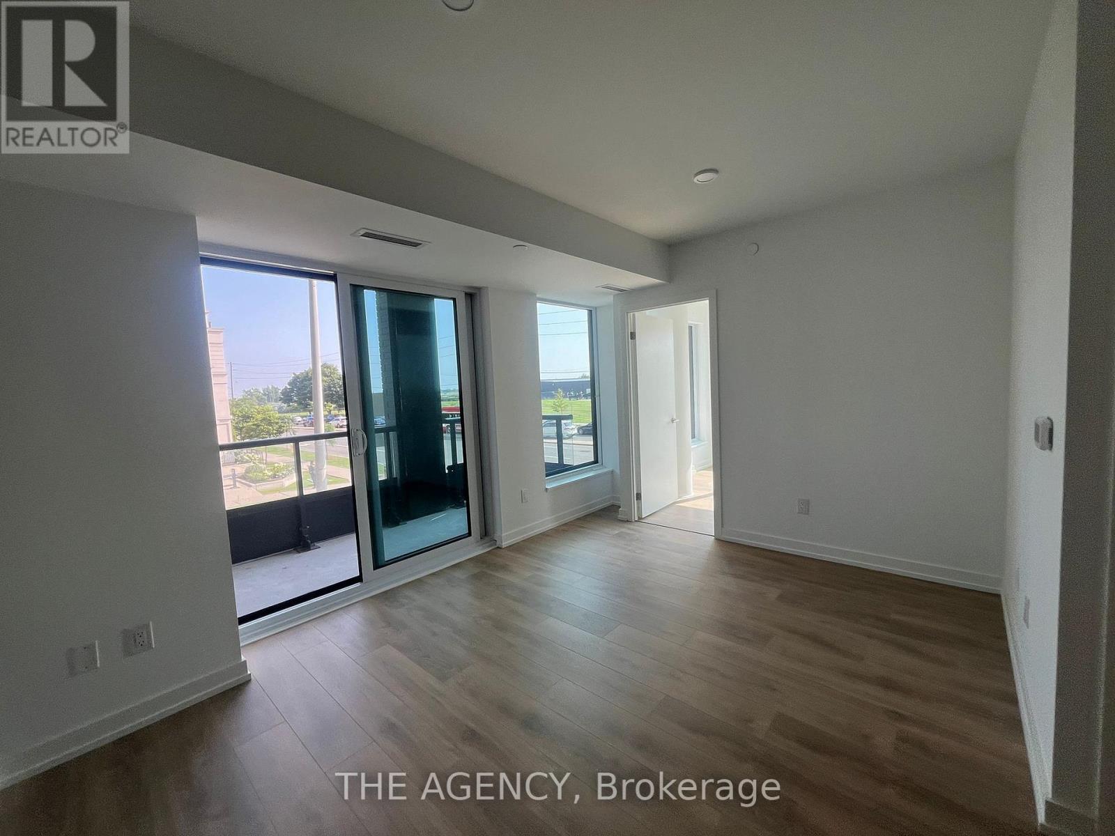 215 - 1100 Sheppard Avenue W, Toronto, Ontario  M3J 0H1 - Photo 9 - W12811604