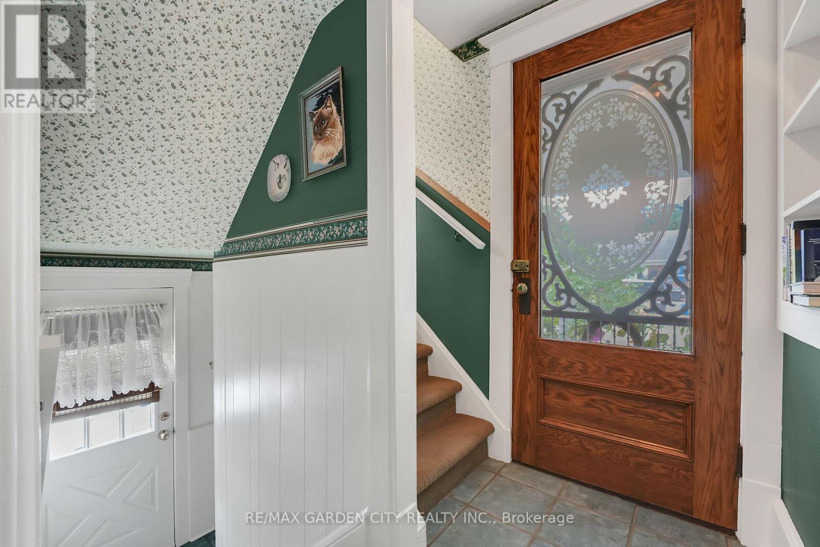 110 Livingston Avenue, Grimsby, Ontario  L3M 1L6 - Photo 11 - X12811312