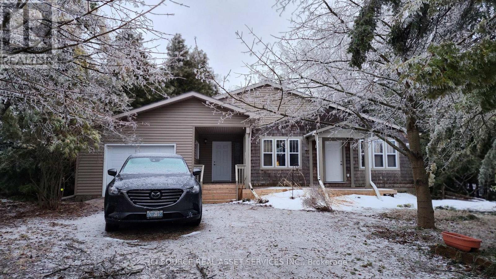 48 Head Street, Northern Bruce Peninsula, Ontario  N0H 2R0 - Photo 1 - X12811476