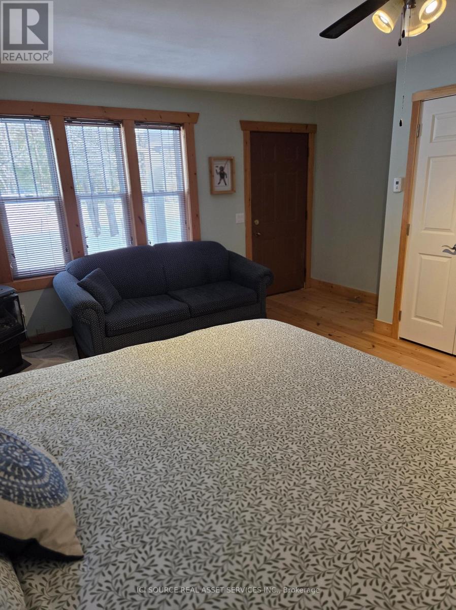 48 Head Street, Northern Bruce Peninsula, Ontario  N0H 2R0 - Photo 19 - X12811476