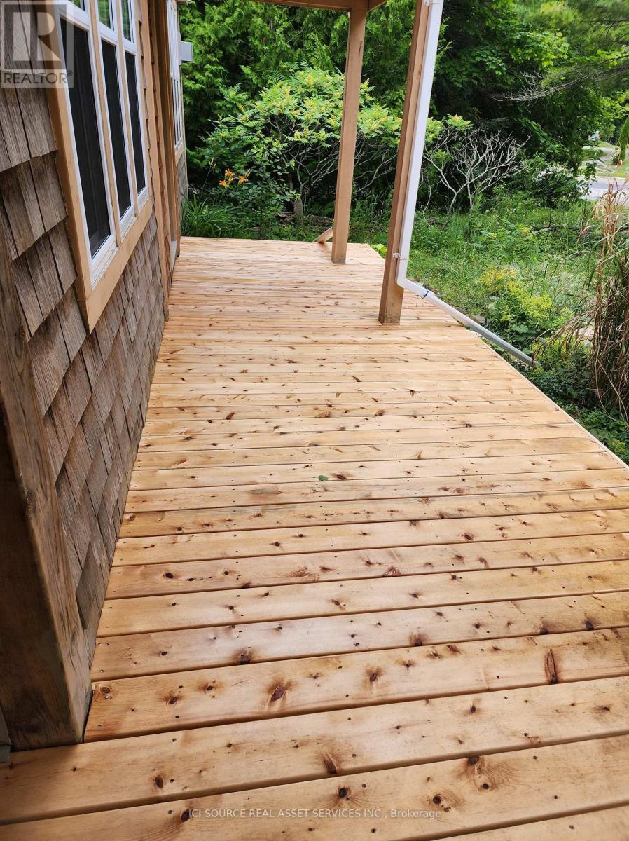 48 Head Street, Northern Bruce Peninsula, Ontario  N0H 2R0 - Photo 2 - X12811476