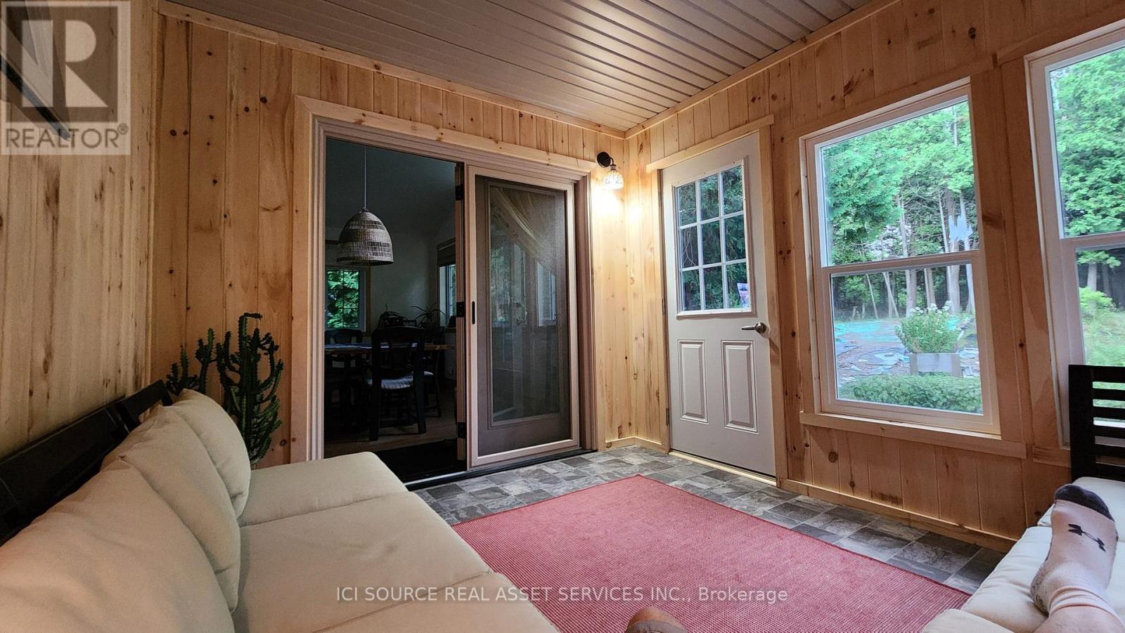 48 Head Street, Northern Bruce Peninsula, Ontario  N0H 2R0 - Photo 9 - X12811476