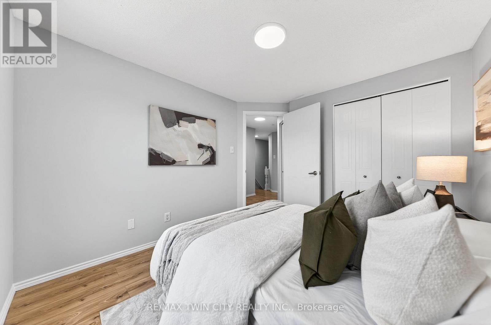 763 Angler Way, Waterloo, Ontario  N2K 4L7 - Photo 32 - X12811600