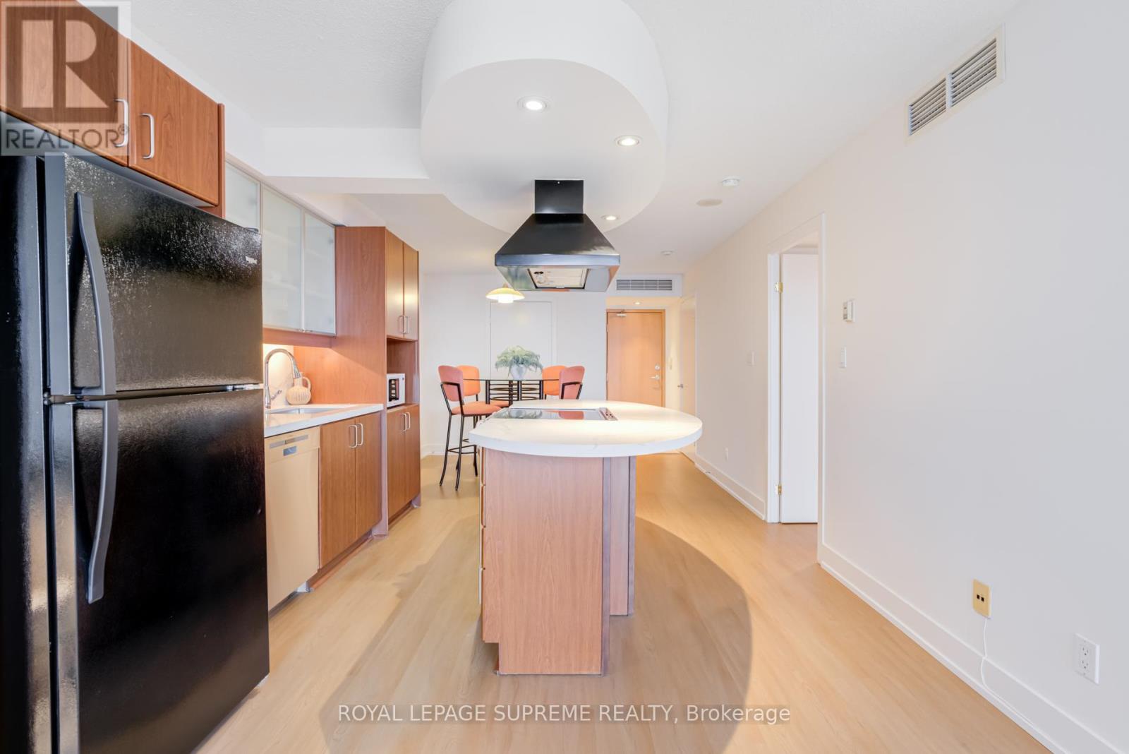 512 - 550 Queens Quay W, Toronto, Ontario  M5V 3M8 - Photo 11 - C12800370