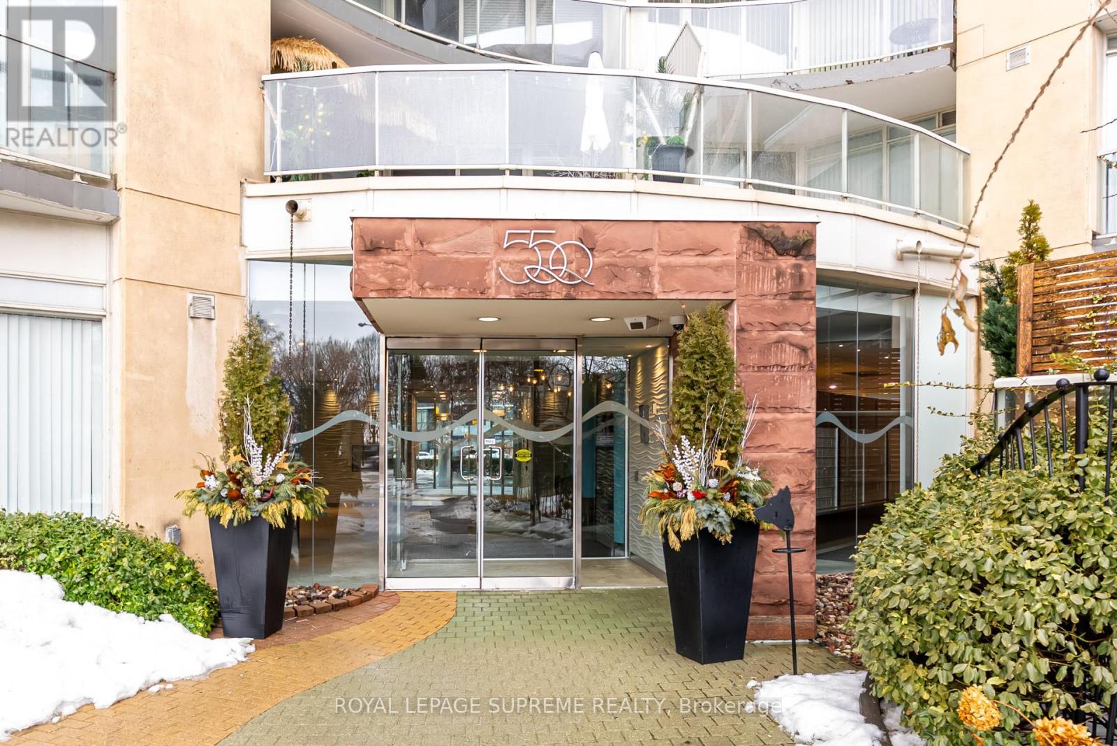 512 - 550 Queens Quay W, Toronto, Ontario  M5V 3M8 - Photo 3 - C12800370