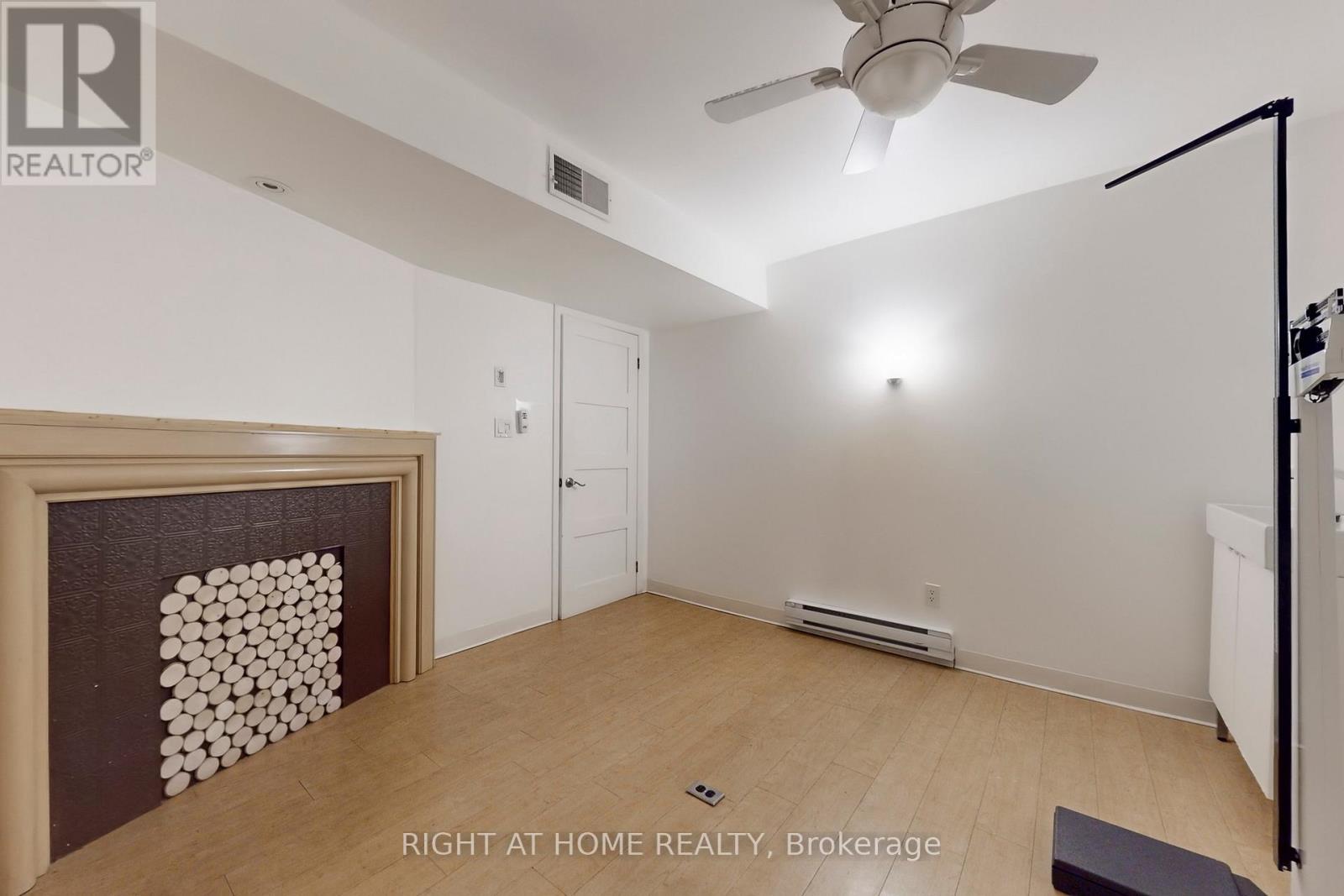 2390a Bloor Street W, Toronto, Ontario  M6S 1P5 - Photo 16 - W12803994