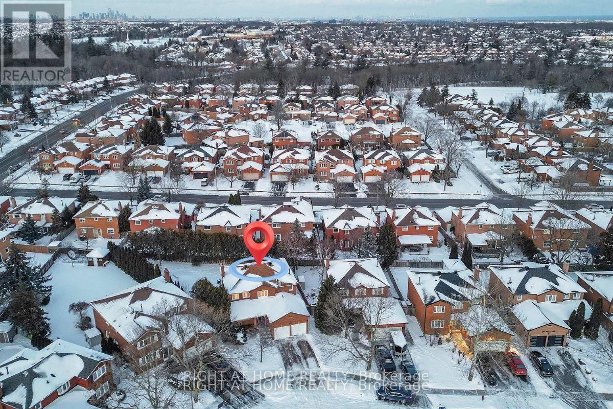 272 Hickory Circle, Oakville, Ontario  L6H 4V1 - Photo 50 - W12803528