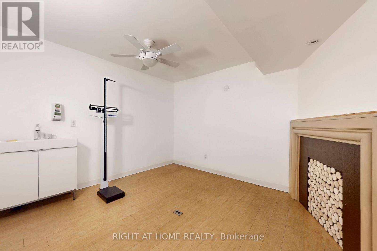 2390a Bloor Street W, Toronto, Ontario  M6S 1P5 - Photo 14 - W12803994