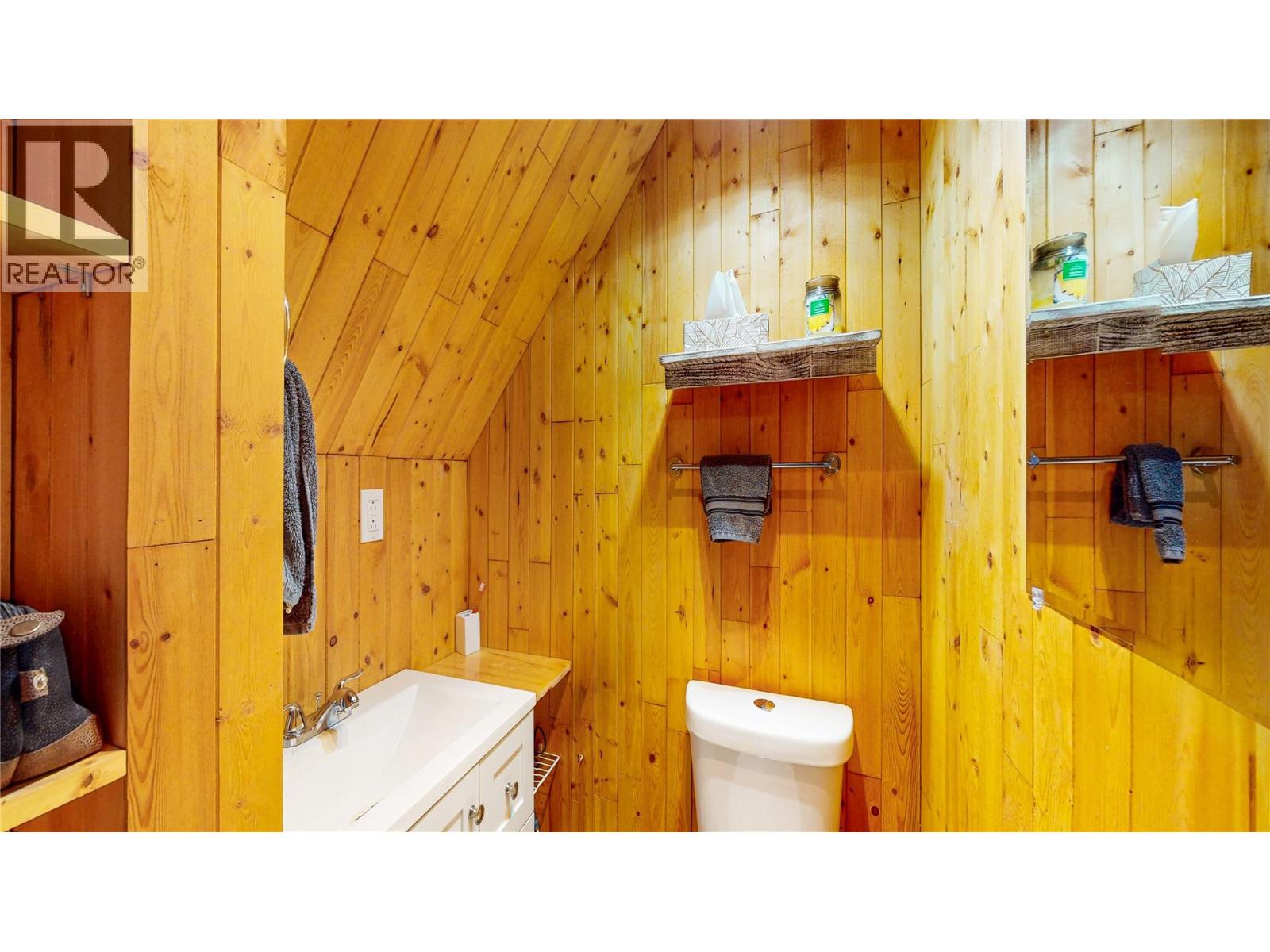 320 2nd Avenue S, Cranbrook, British Columbia  V1C 2B1 - Photo 10 - 10375156