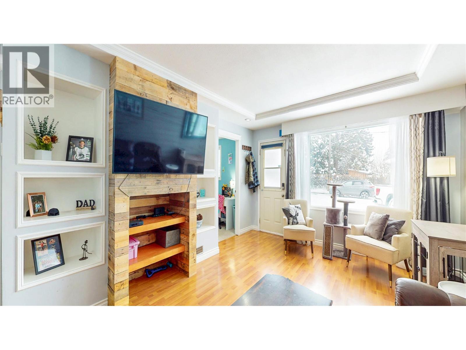 320 2nd Avenue S, Cranbrook, British Columbia  V1C 2B1 - Photo 4 - 10375156