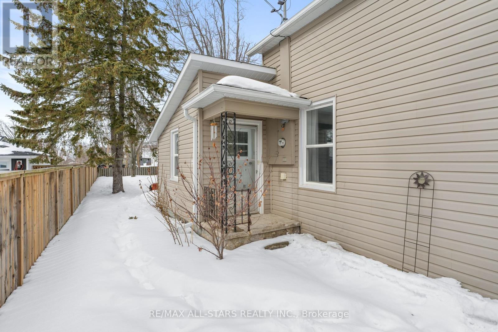 33 John Street, Kawartha Lakes (Fenelon Falls), Ontario  K0M 1N0 - Photo 6 - X12811634