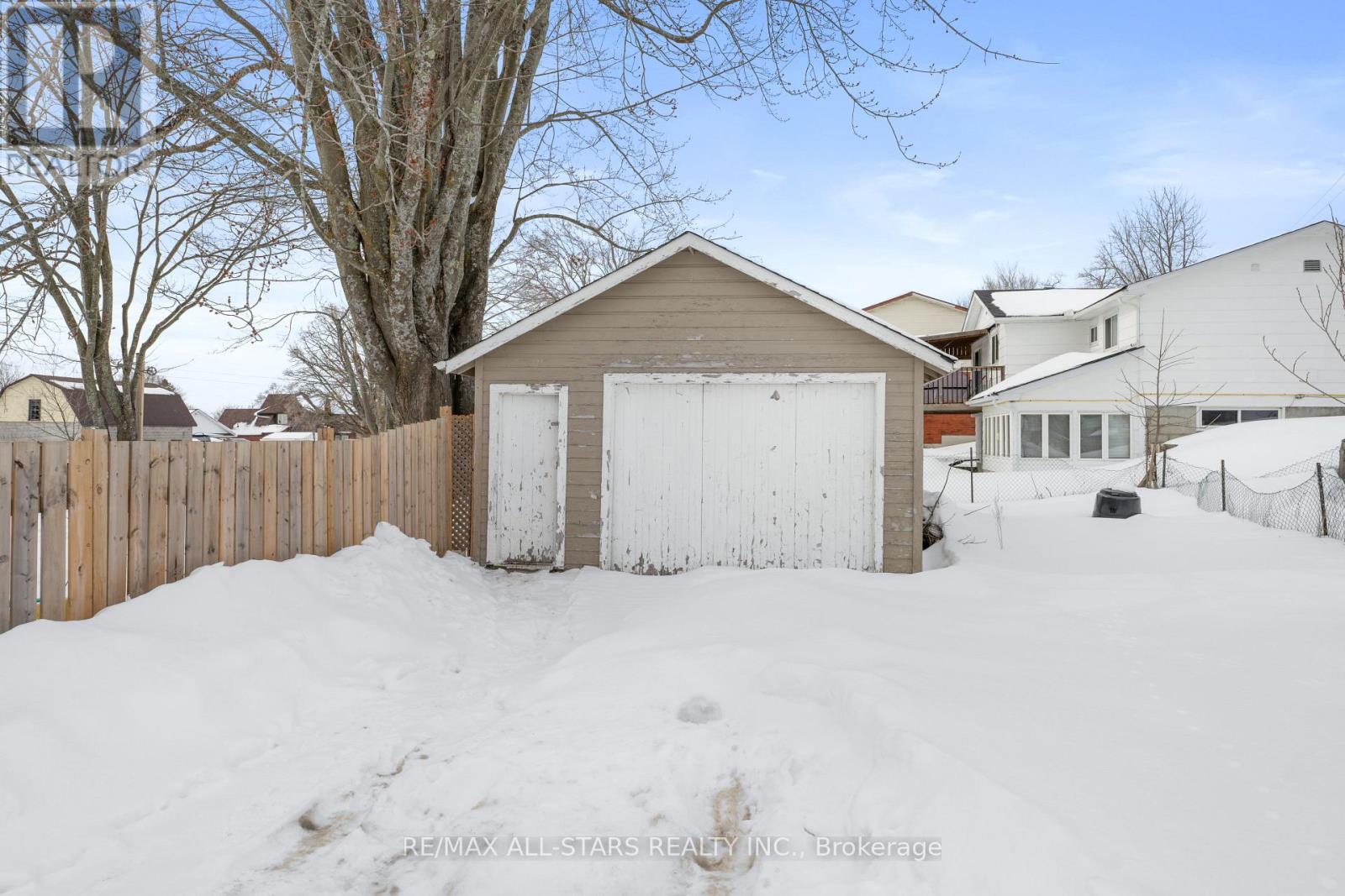 33 John Street, Kawartha Lakes (Fenelon Falls), Ontario  K0M 1N0 - Photo 8 - X12811634