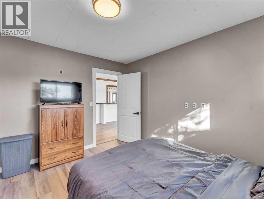 80 Pacific Avenue, Irvine, Alberta  T0J 1V0 - Photo 19 - A2277392