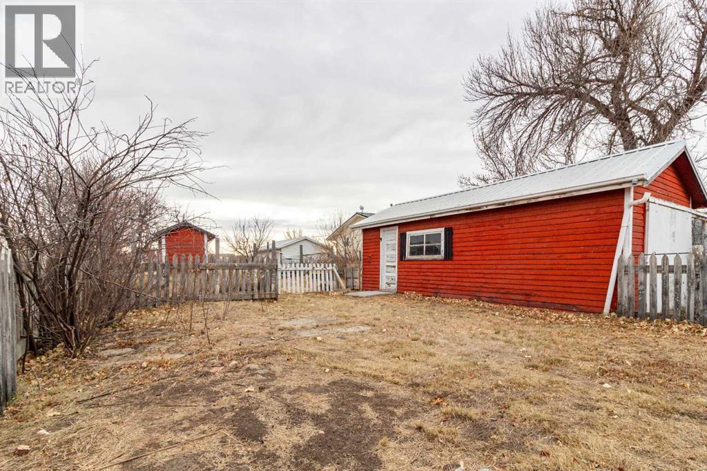 80 Pacific Avenue, Irvine, Alberta  T0J 1V0 - Photo 47 - A2277392