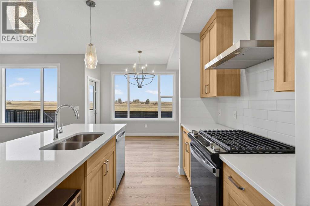 163 Belvedere Crescent, Calgary, Alberta  T2A 7Y5 - Photo 10 - A2268776