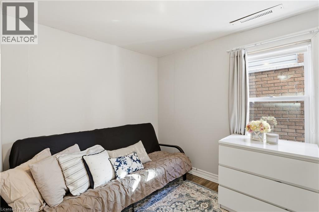 25 Delena Avenue N, Hamilton, Ontario  L8H 6B5 - Photo 20 - 40801394