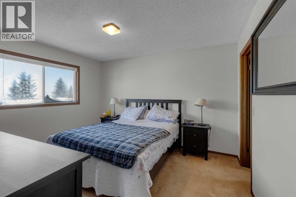 92 Macewan Drive Nw, Calgary, Alberta  T3K 2P7 - Photo 12 - A2287900