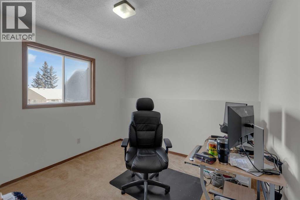 92 Macewan Drive Nw, Calgary, Alberta  T3K 2P7 - Photo 20 - A2287900