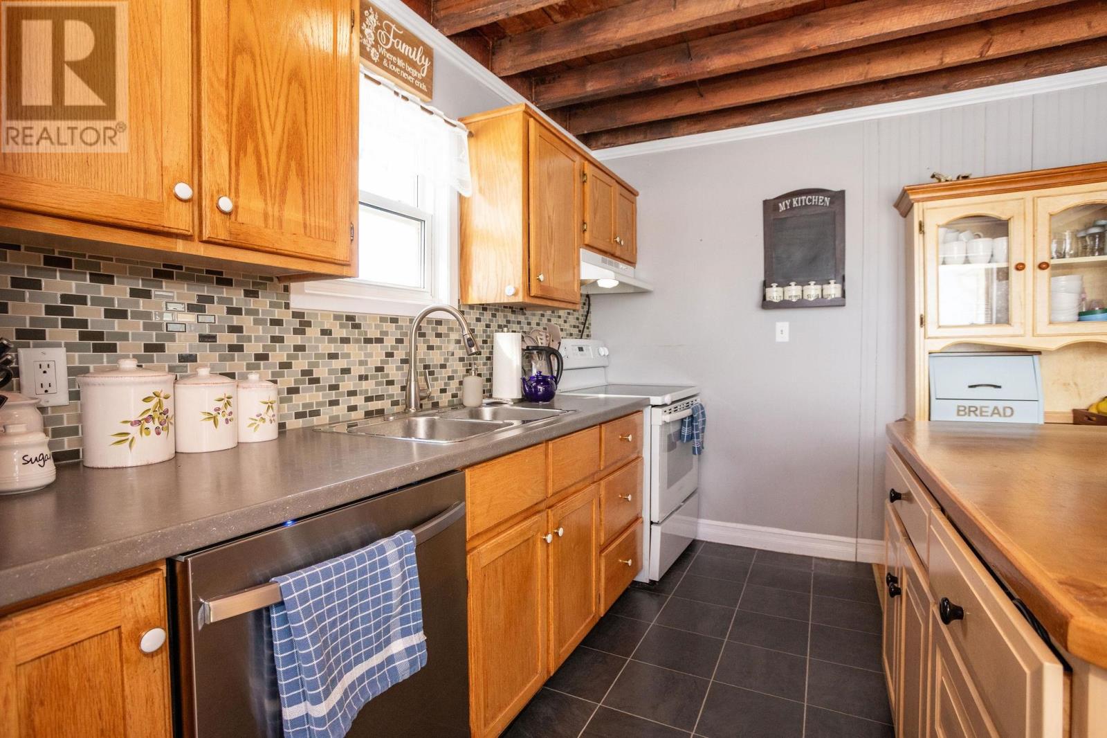 7678 Trans Canada Highway, Vernon Bridge, Prince Edward Island  C0A 2E0 - Photo 8 - 202603208