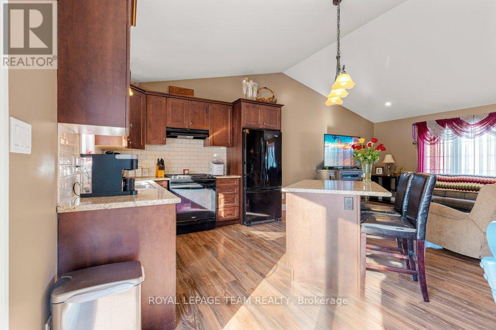 8094 County Road 44 Road, Edwardsburgh/cardinal, Ontario  K0E 1X0 - Photo 10 - X12811664