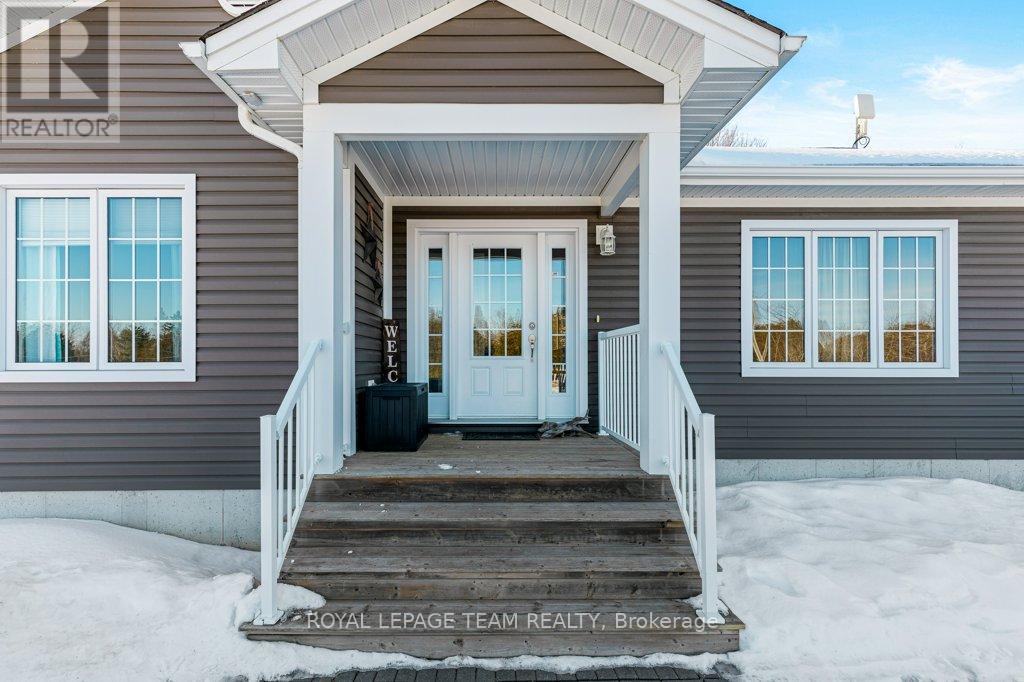 8094 County Road 44 Road, Edwardsburgh/cardinal, Ontario  K0E 1X0 - Photo 5 - X12811664