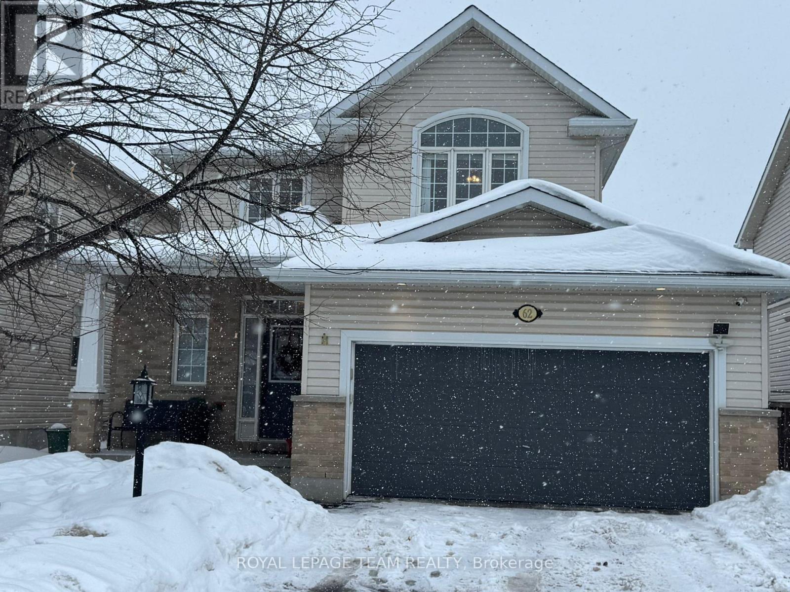 62 Black Bear Way, Ottawa, Ontario  K2S 2G7 - Photo 2 - X12811694