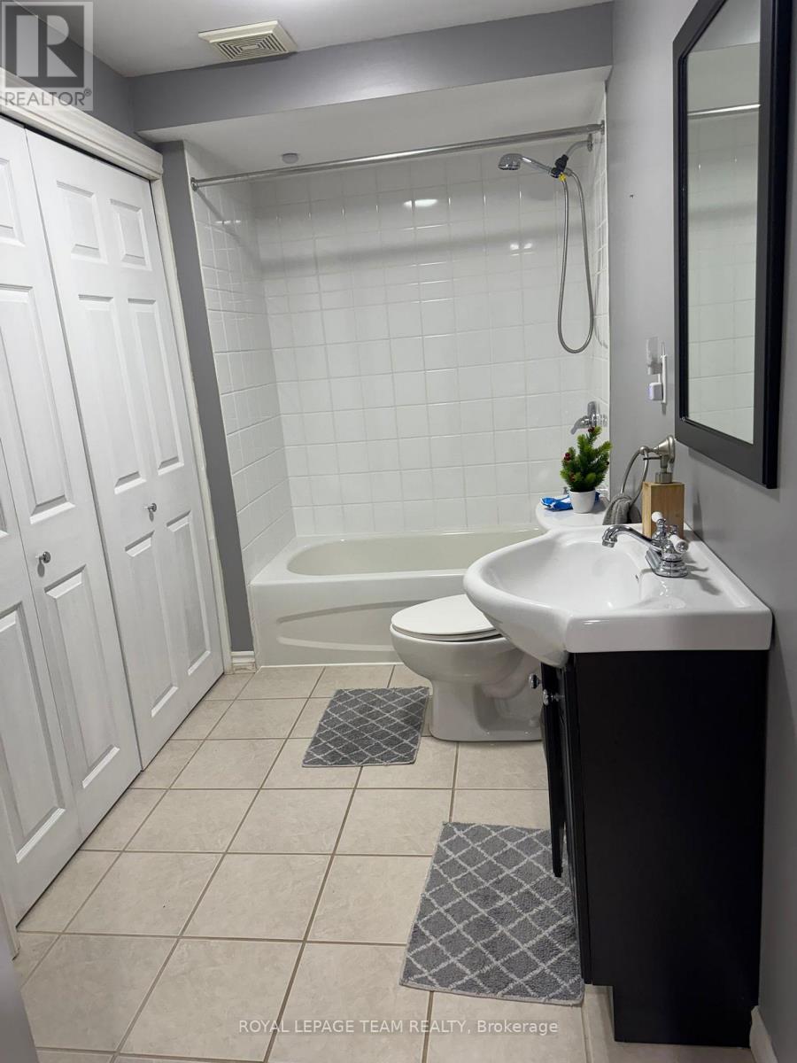 62 Black Bear Way, Ottawa, Ontario  K2S 2G7 - Photo 28 - X12811694