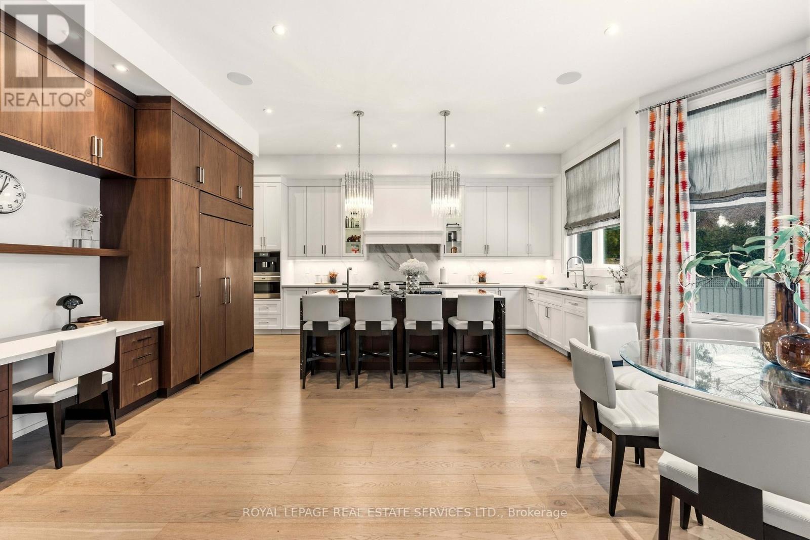 112 Mildenhall Road, Toronto, Ontario  M4N 3H5 - Photo 11 - C12810498