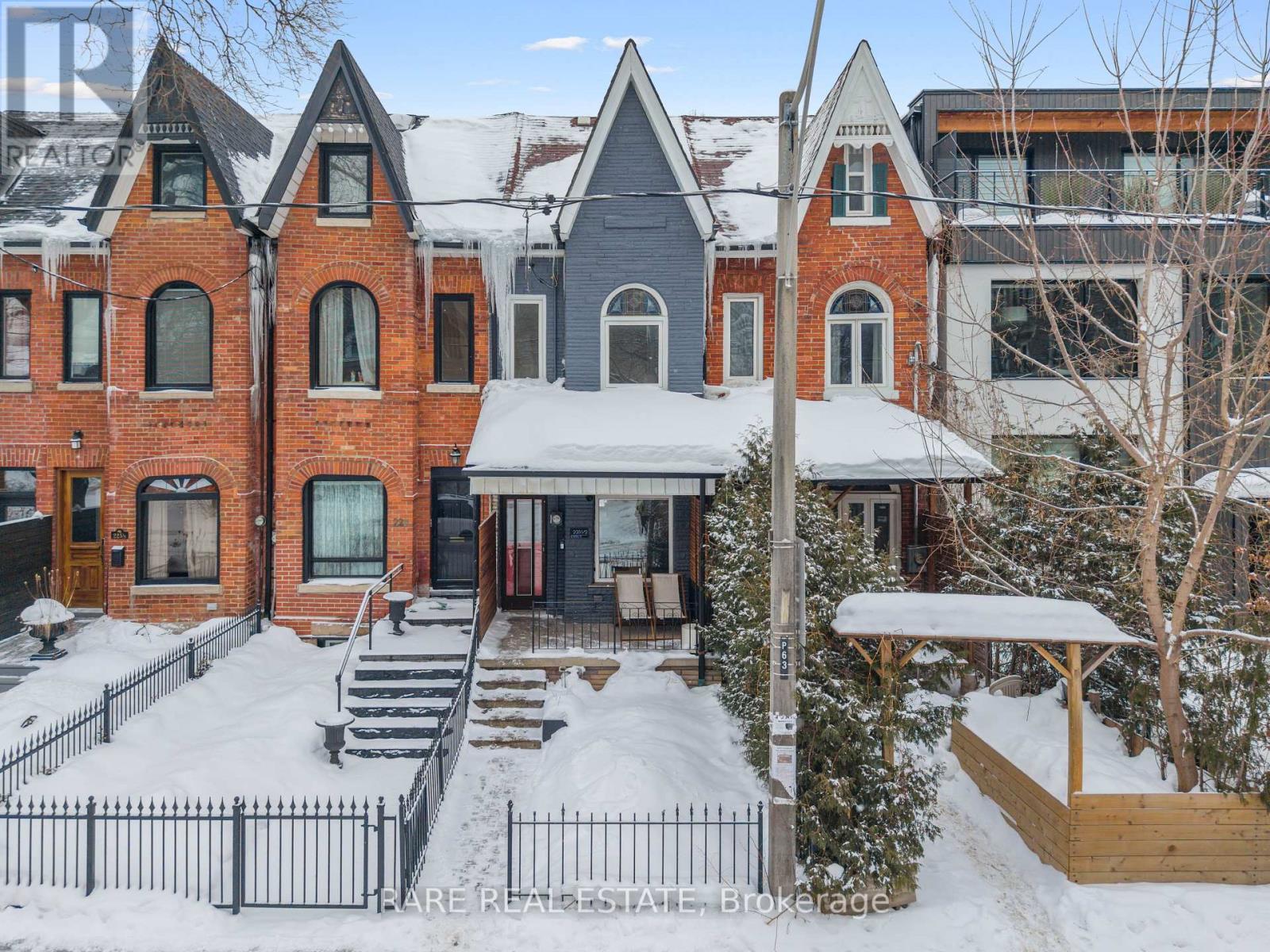 223 1/2 Borden Street, Toronto, Ontario  M5S 2N5 - Photo 20 - C12811030