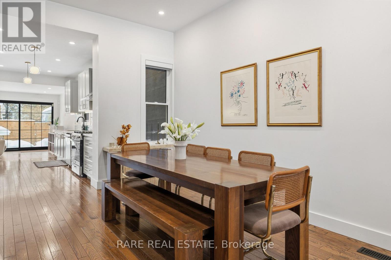 223 1/2 Borden Street, Toronto, Ontario  M5S 2N5 - Photo 5 - C12811030