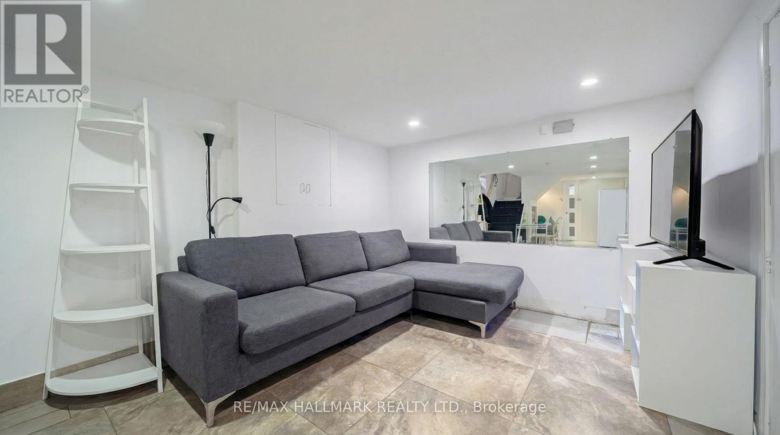 1 Tumpane Street, Toronto, Ontario  M3M 1L5 - Photo 21 - W12784498