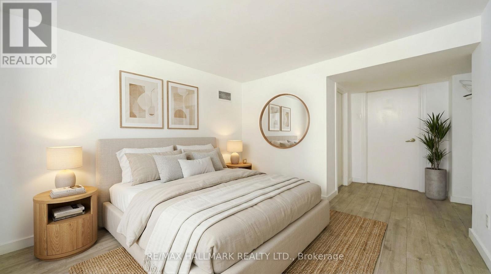 1 Tumpane Street, Toronto, Ontario  M3M 1L5 - Photo 19 - W12784498