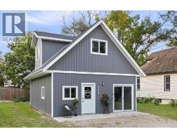 112 WINDSOR AVENUE, Colchester, Ontario