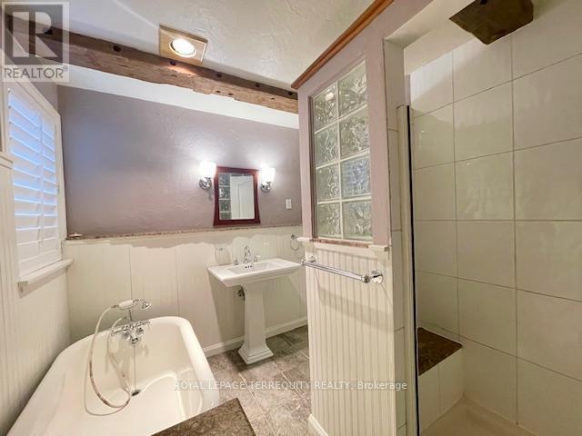 425 River Side Drive, Oakville, Ontario  L6K 3N6 - Photo 26 - W12810830