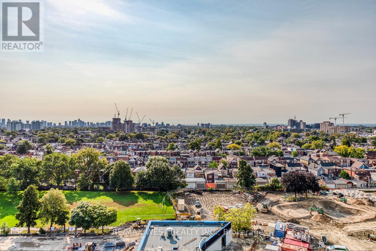 1009 - 10 Graphophone Grove, Toronto, Ontario  M6H 0E5 - Photo 26 - W12808708