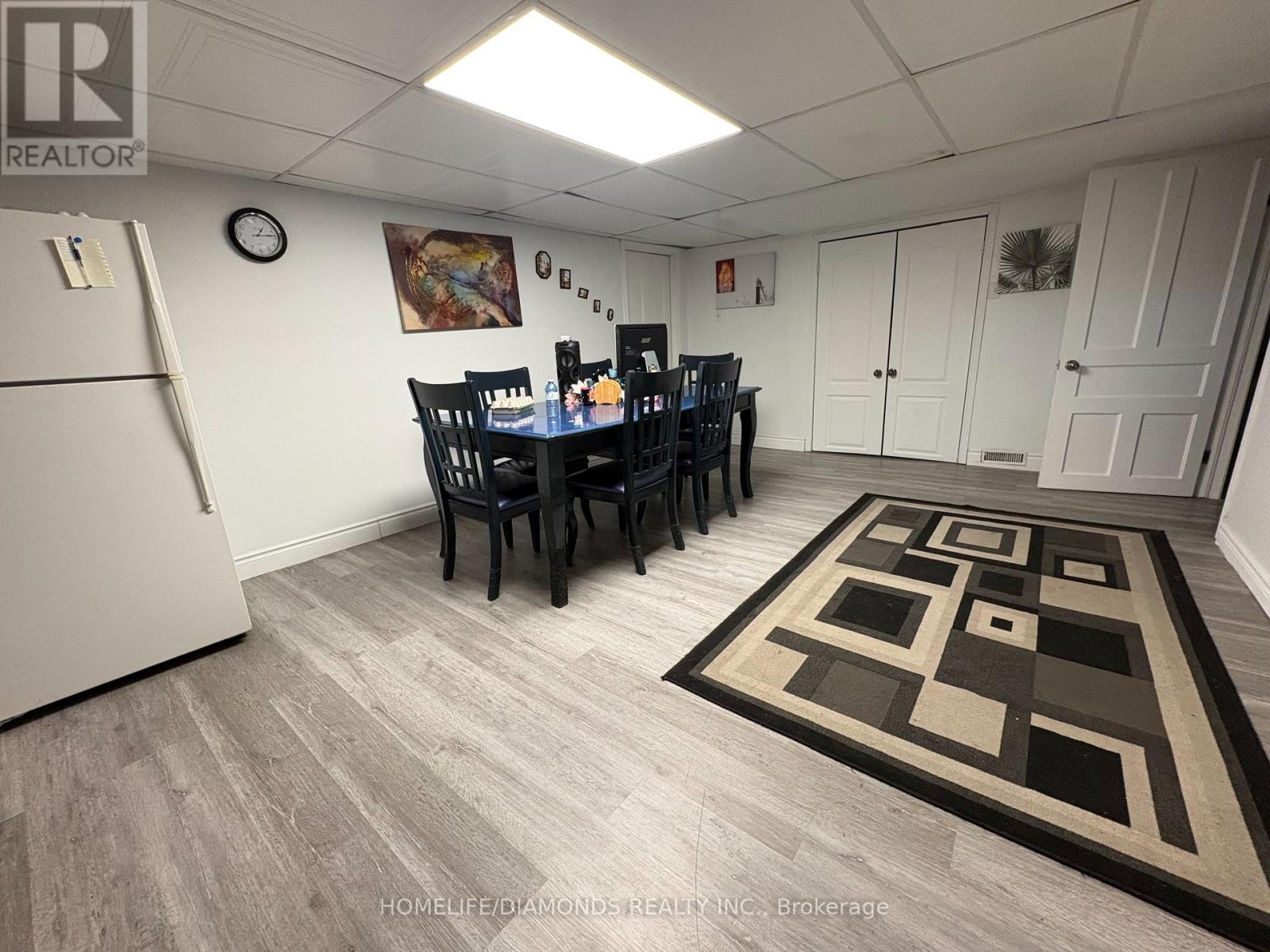 207 Thorold Road, Welland, Ontario  L3C 3V9 - Photo 10 - X12810160