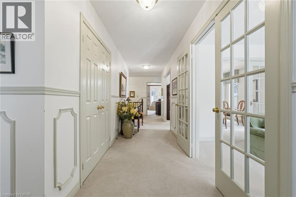 2320 Homer Drive, Burlington, Ontario  L7P 4V4 - Photo 5 - 40800592