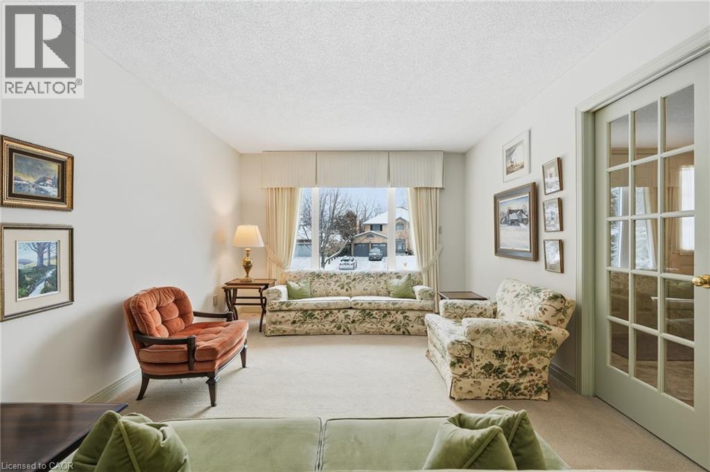 2320 Homer Drive, Burlington, Ontario  L7P 4V4 - Photo 7 - 40800592