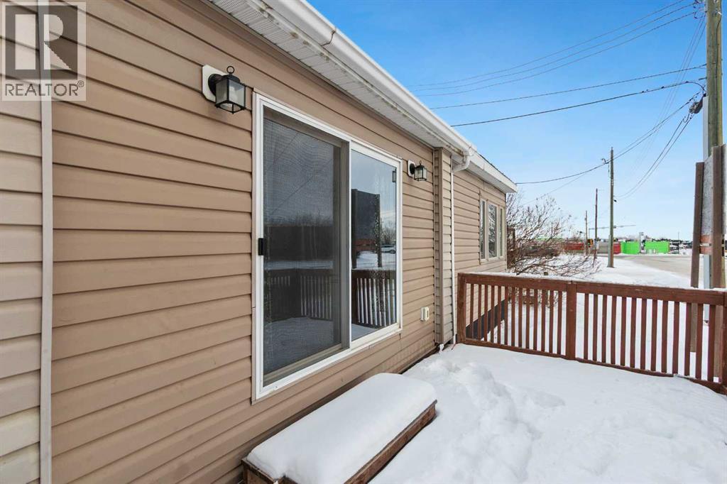 1 Park Avenue, Carstairs, Alberta  T0M 0N0 - Photo 20 - A2276251