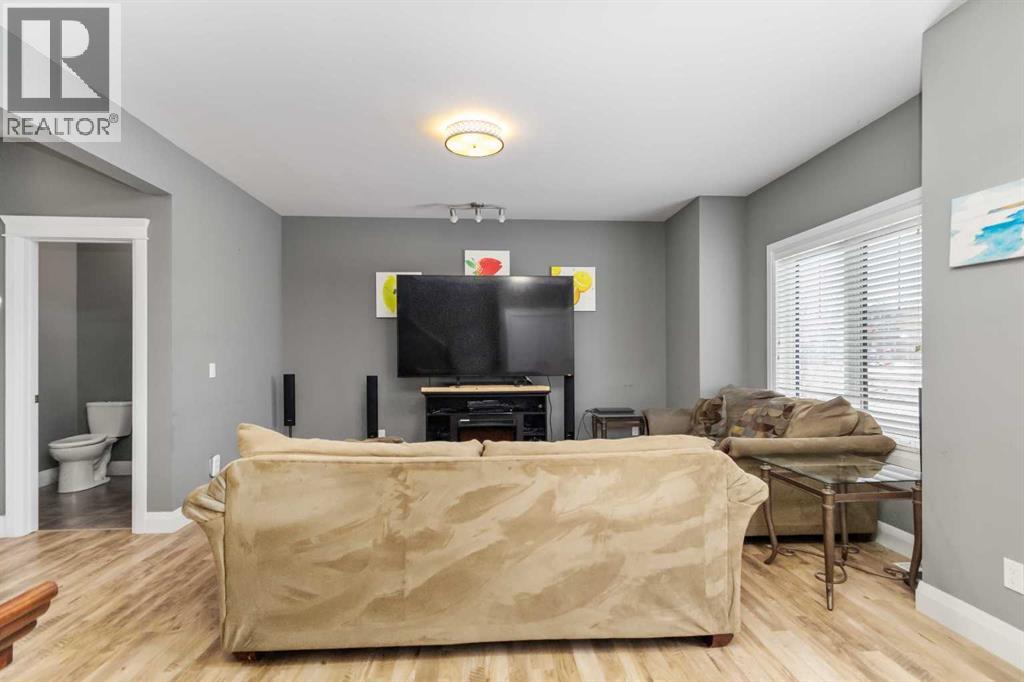 113 Heritage Drive, Fort Mcmurray, Alberta  T9K 2Y1 - Photo 6 - A2283657