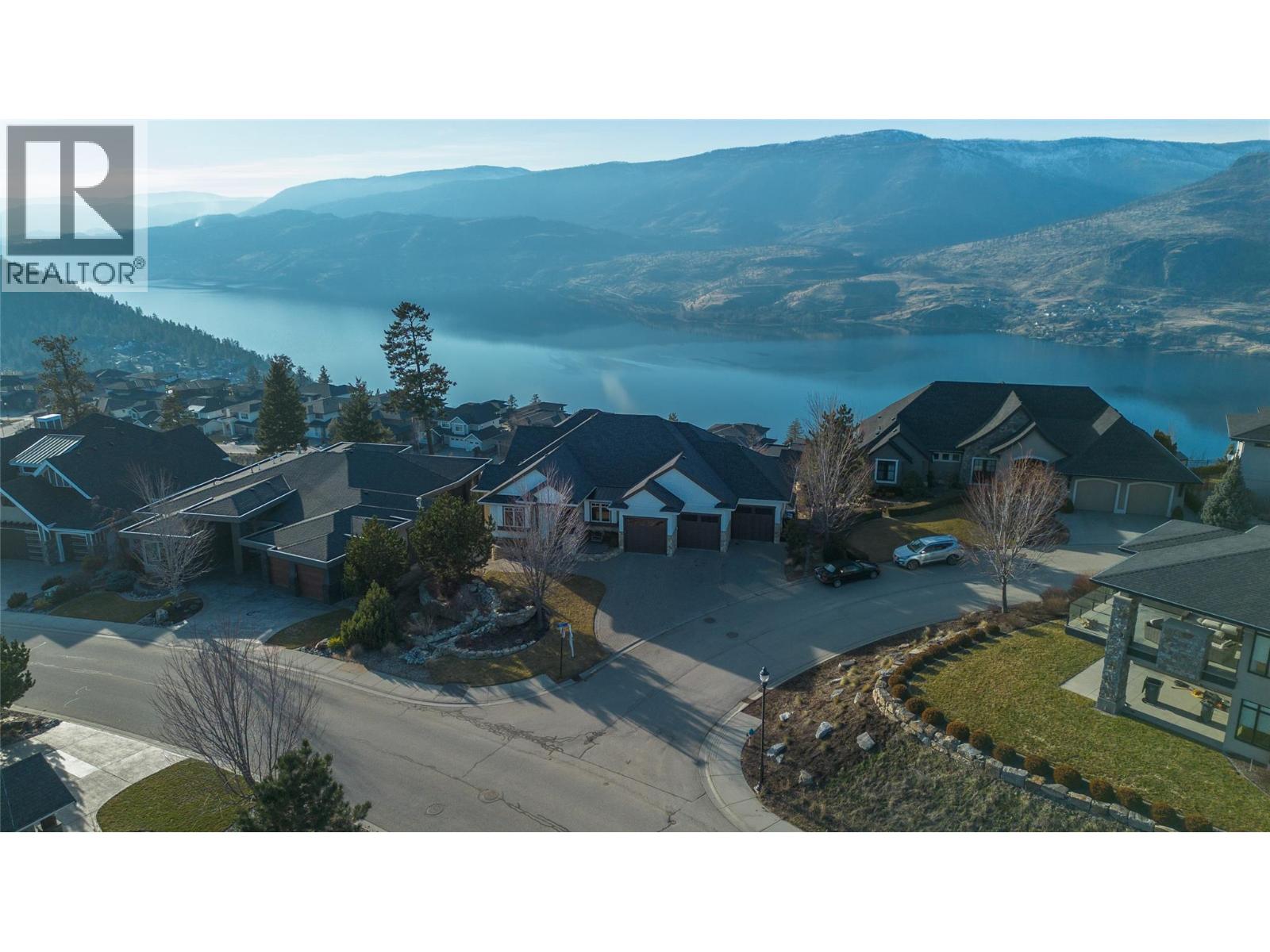 132 Sky Court Kelowna Photo 3 132 Sky Court Kelowna Photo 3