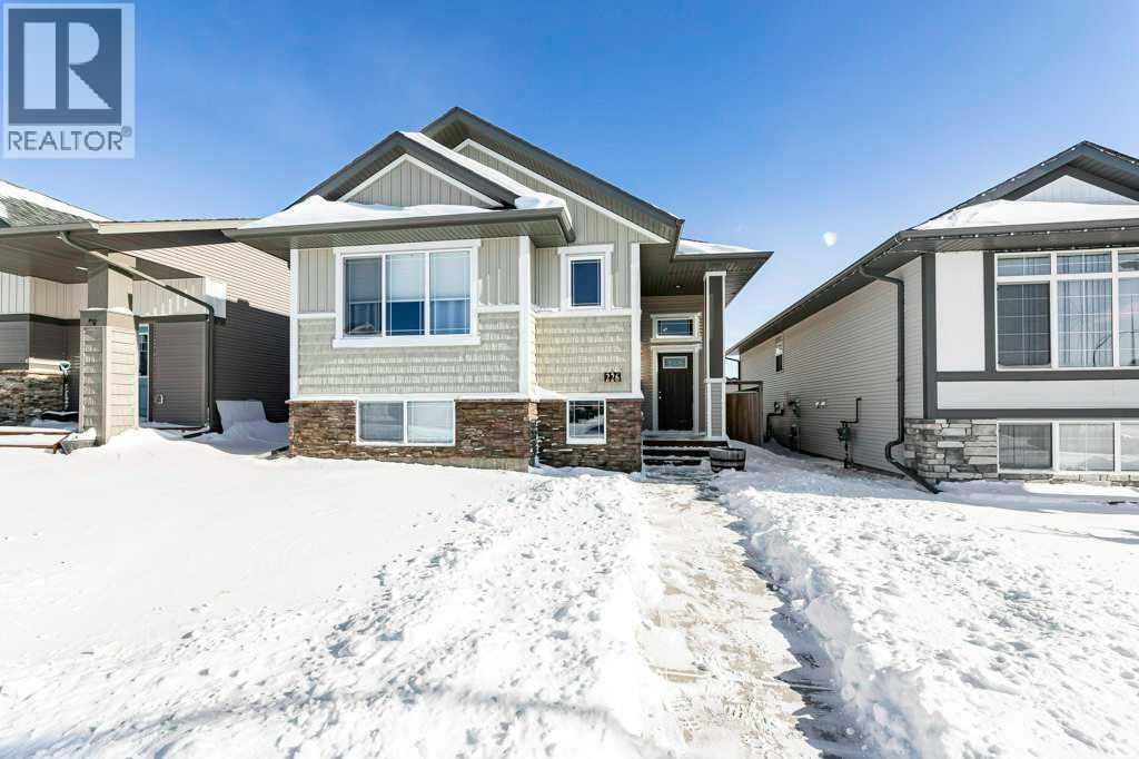 226 Truant Crescent, Red Deer, Alberta  T4P 0S8 - Photo 1 - A2287858