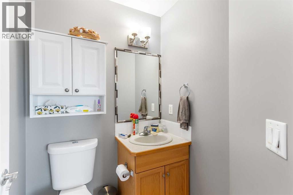 108, 100 Carriage Lane Place, Carstairs, Alberta  T0M 0N0 - Photo 7 - A2280389