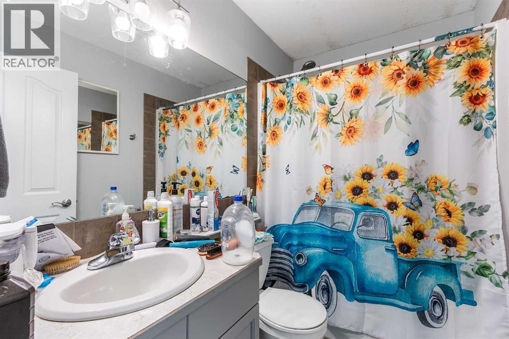 108, 100 Carriage Lane Place, Carstairs, Alberta  T0M 0N0 - Photo 9 - A2280389