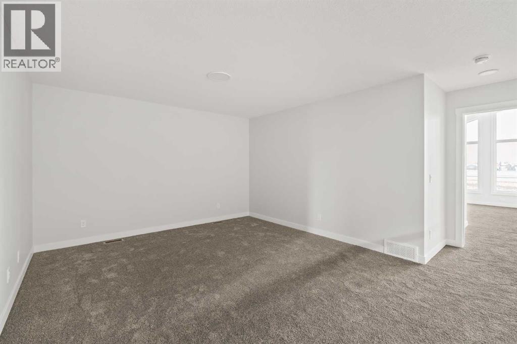 219 Silver Spruce Grove Sw, Calgary, Alberta  T2X 5M2 - Photo 22 - A2283857