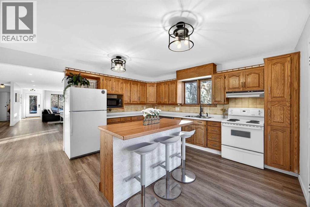 7103 Bow Crescent Nw, Calgary, Alberta  T3B 2C9 - Photo 20 - A2287821